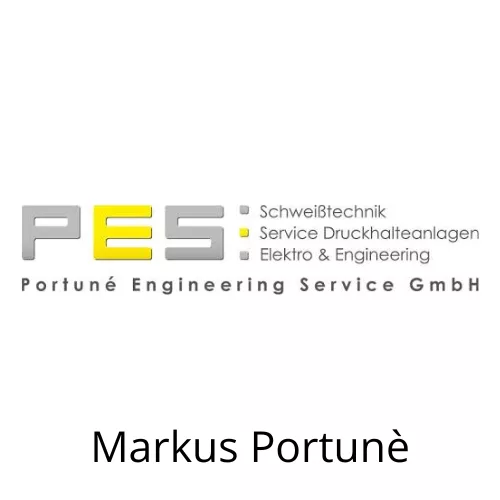 Über Uns Logo für die Portuné Engineering Service GmbH. Die Buchstaben PES sind groß, mit P und S in Grau und E in Gelb, gefolgt von drei Dienstleistungsbeschreibungen in Deutsch und dem vollständigen Firmennamen darunter.